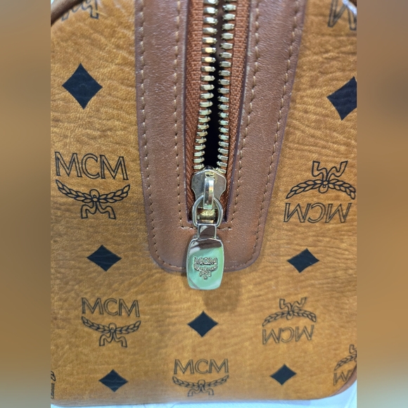 MCM COGNAC VISETOS MONOGRAM BOSTON BAG-AUTHENTIC - Picture 11 of 14
